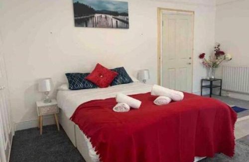 Balham House | Guest House Balham, South London Spacious, Lambert, 6 rooms available