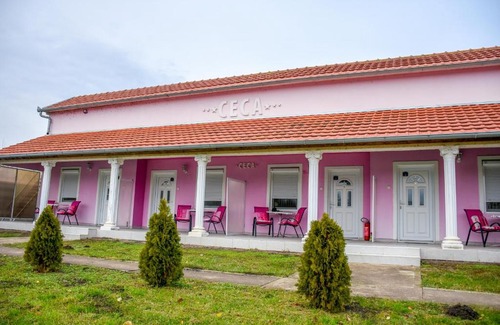 Becej House | Guest House Ceca