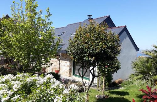 Douarnenez Bed & Breakfast | Guest house Chante vent