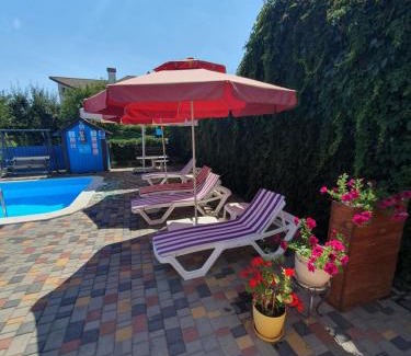 Karolino-Bugaz House | Guest House Filin