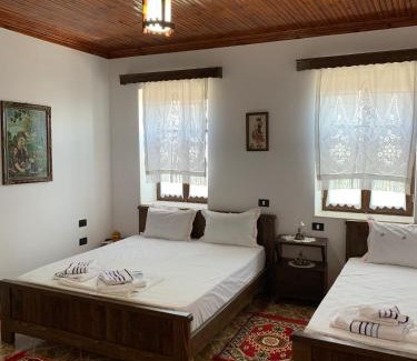 Berat House | Guest House Iljesa