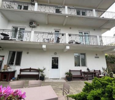Khelvachauri House | Guest house Junona