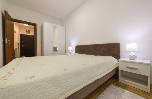 Pirot House | Guest House Vila Banjica
