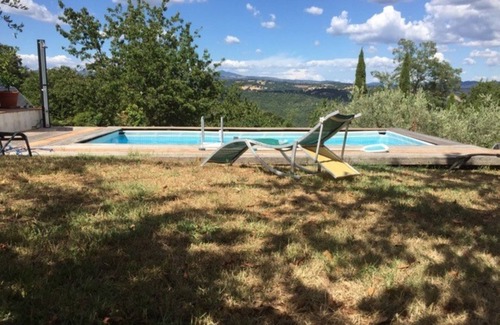 Murci House | Guest house with a large terrace right by the pool