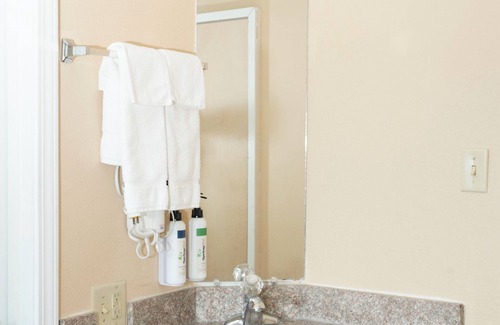 Pigeon Forge Hotel | Guest Inn Pigeon Forge