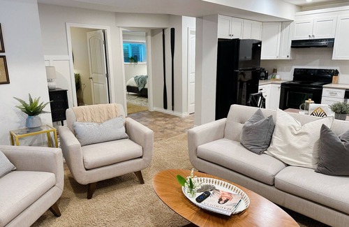 Willoughby House | Guest Suite in Langley Laddy | Rental for 4