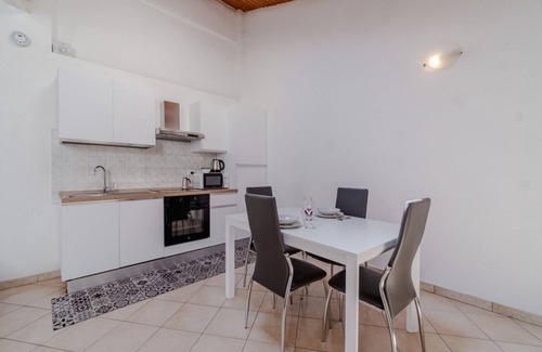 Aurora Apartment | GuestHost - Studio Apartment near Campus Einaudi