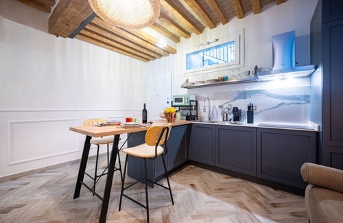 Oltretorrente Apartment | GuestHost - Stylish & Elegant Parma Apartment 5