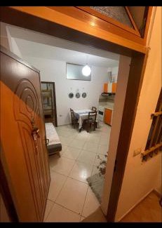 Tirana House | Guesthouse