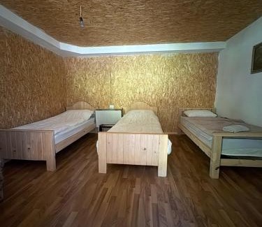 Bagvdanari House | Guesthouse Aprasidze