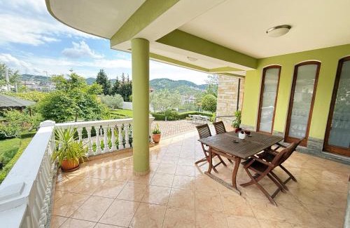Sauk House | GuestHouse Brahja, Tirana