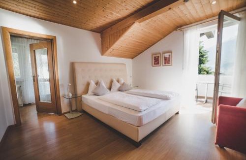 Marlengo Apartment | Guesthouse Christine