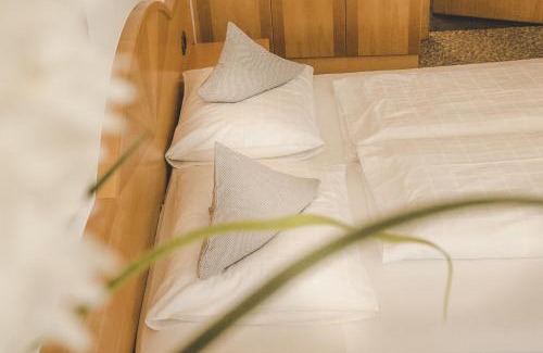 Marlengo Apartment | Guesthouse Christine