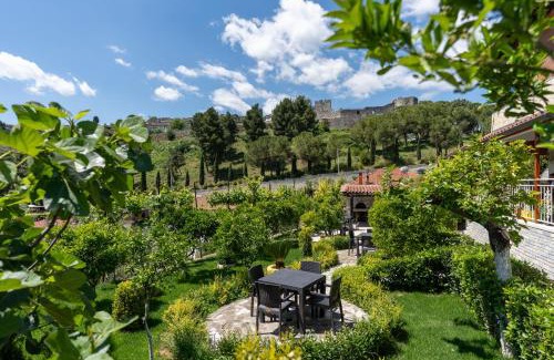 Berat House | Guesthouse Emiljano
