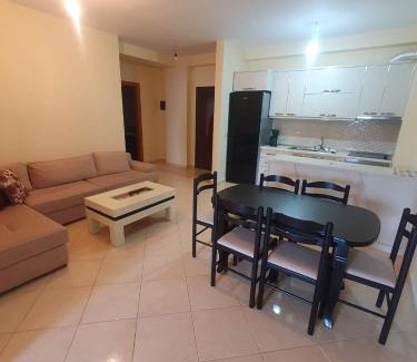 Berat Apartment | Guesthouse Family Doko