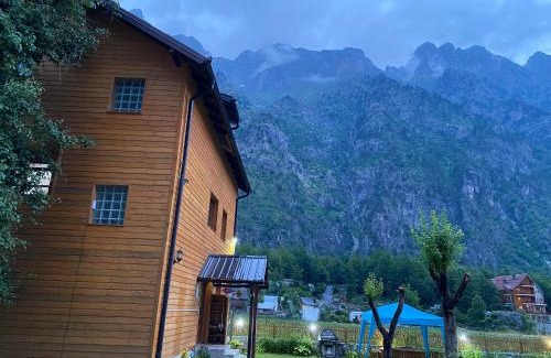 Kukes County House | Guesthouse Mehmeti