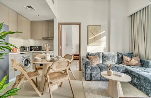 Nad Al Sheba Apartment | GuestReady - Contemporary retreat at Azizi Gardens