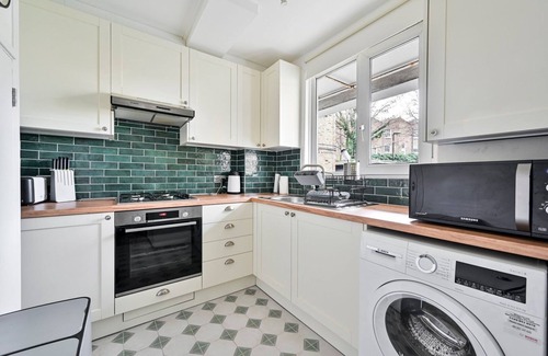 De Beauvoir Apartment | GuestReady - Cosy and bright home in Islington