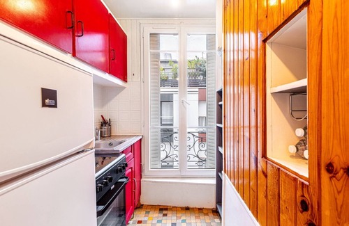 Amerique Apartment | GuestReady - Cosy Haven in Belleville
