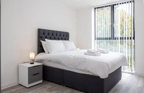 Vauxhall Apartment | GuestReady - Elegant Tranquility in Vauxhall