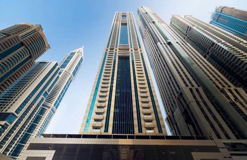 Dubai Media City Apartment | GuestReady Essential - Reflections at Dubai Marina
