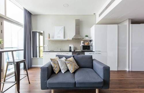DIFC Apartment | GuestReady Holiday Homes - The Yellow Door