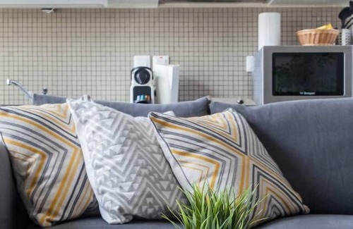 DIFC Apartment | GuestReady Holiday Homes - The Yellow Door