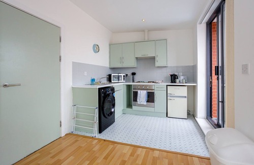 Liverpool Apartment | GuestReady - Homely Apartment near City Centre