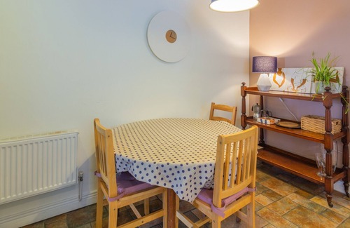 City Centre Dublin House | GuestReady - House of Enchantment in East Wall