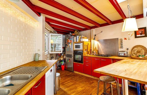 Clichy Apartment | GuestReady - Jungle Industrial Loft in Clichy