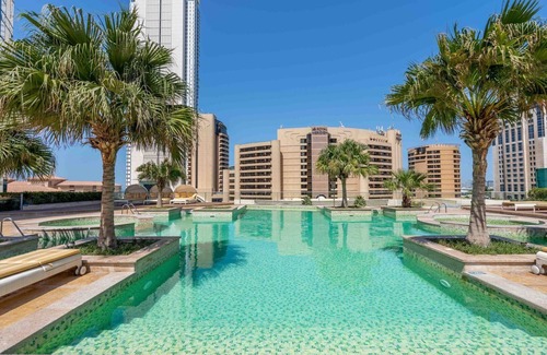 Dubai Marina Apartment | GuestReady - Lux home with sea view balcony
