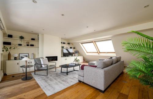 Campden Apartment | GuestReady - Luxurious penthouse in Kensington
