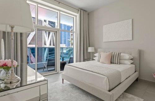 Dubai Apartment | GuestReady - Luxury haven at Marina Arcade