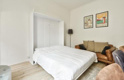 Hotel de Ville - Quinconces Apartment | GuestReady - Old town charm and modern comfort
