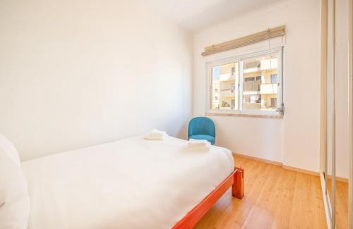 Linda-a-Velha Apartment | GuestReady - Tranquil Algés Getaway