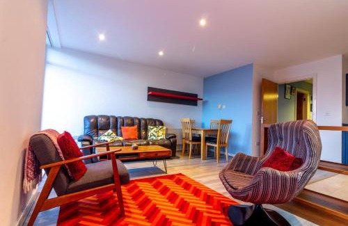 Dublin Apartment | GuestReady - Vibrant Apartment in Dolphins Barn