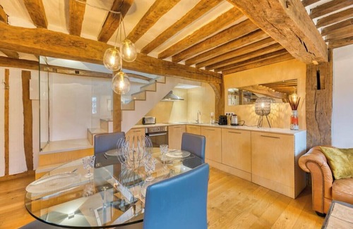 Quartier Vieux Marche-Cathedrale Apartment | Guillaume - Le Charme Normand Intemporel
