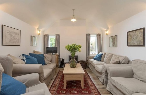 Ballyconneely Cottage | Guinness House