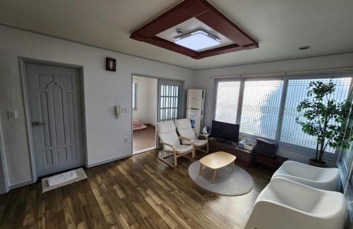 Gyeongju House | Gujeolcho Guesthouse