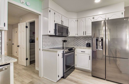 Gulf Breeze House | Gulf Breeze 3BR Sleeps 12 Pet-Friendly
