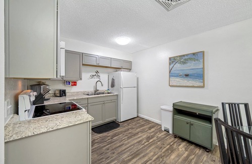 Indian Rocks Beach House | Gulf Breeze Getaway: Cozy Home in Indian Rocks Beach