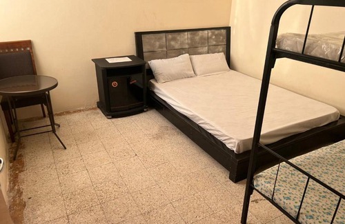 Al Majaz Bed & Breakfast | Gulf building, homestay