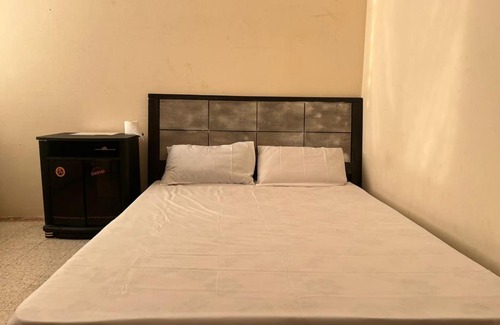 Al Majaz Bed & Breakfast | Gulf building, homestay
