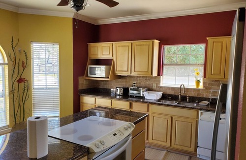 Diamondhead House | GULF COAST LODGINGS.