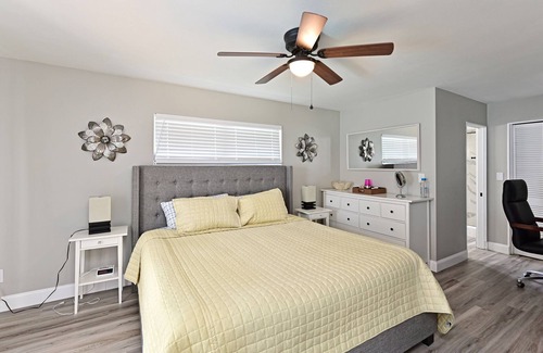 Bradenton Villa | Gulf Coast Retreat - Private Pool, BBQ, Pets OK