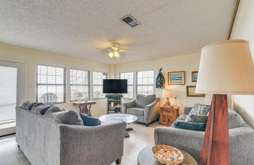 Freeport House | Gulf Coast Views Waterfront Surfside Beach Home!