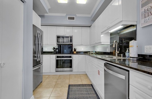 Navarre Beach Condo | GULF FRONT CONDO + FREE BEACH CHAIR SERVICE