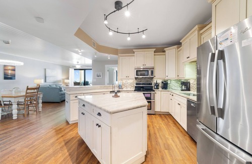 Orange Beach Condo | Gulf Front Condo | Outdoor Pool & Grill!