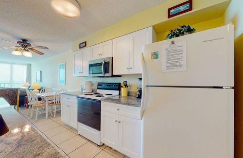Gulf Shores Condo | Gulf-Front Condo w/Shared Outdoor Pool, Private Balcony, Incredible Views & WiFi