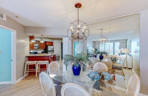 Orange Beach Condo | Gulf front condo w/unobstructed beach views - shared pools, hot tub, & tennis